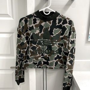 Adidas crop top sweatshirt